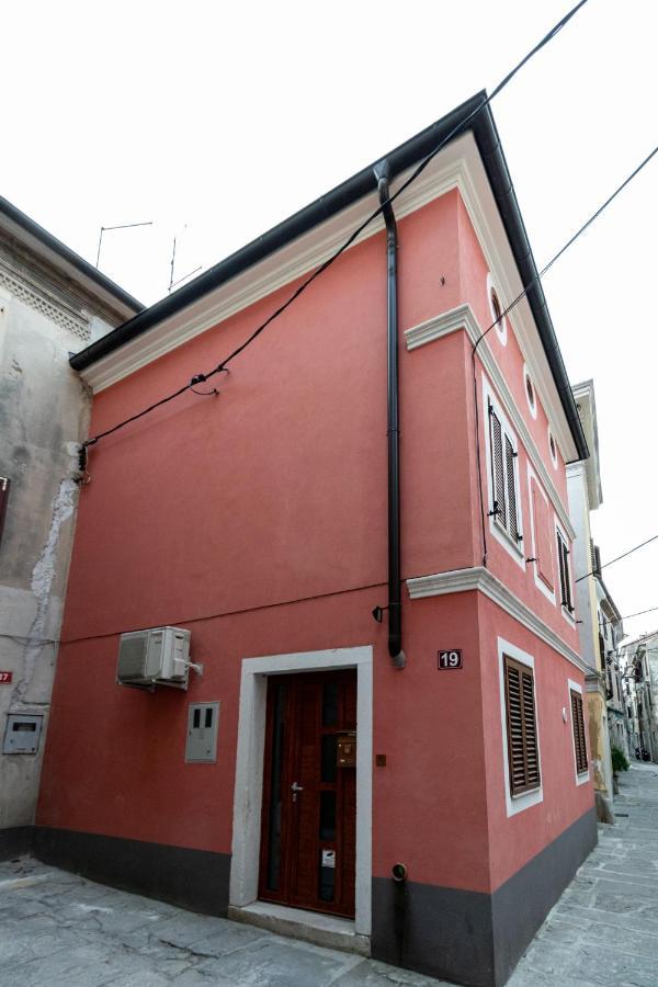Sml Apartments 2 Izola Eksteriør billede